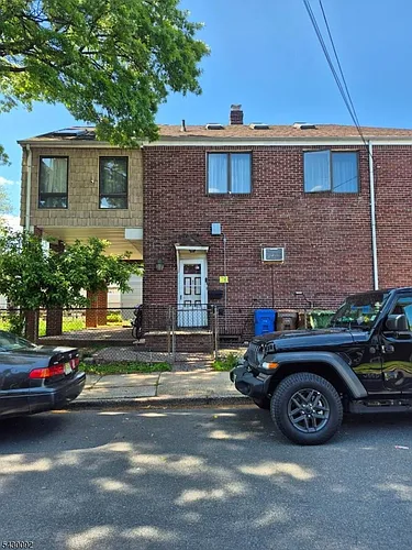 501 N Park Ave Photo 1