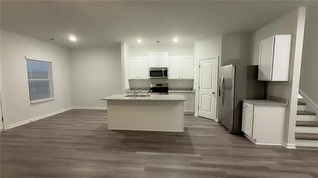 3 bed, 2.5 bath, 1664 sqft, $1,800 — Photo 4