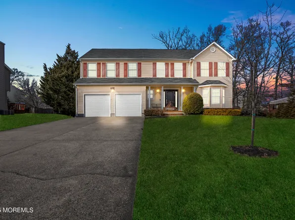 1 Katie Court, Lakewood, NJ 08701