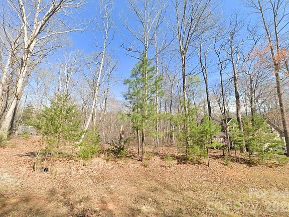 2nd image of 1621 Wolf Rd