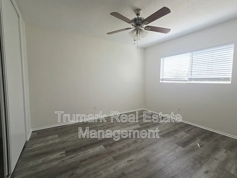 2 bed, 1.0 bath, $2,195 — Photo 2