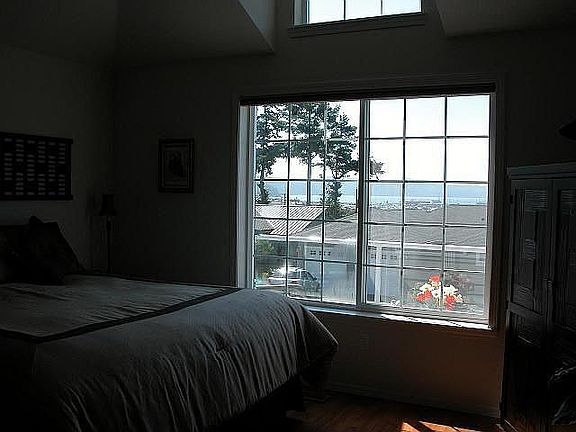 Master bed room view