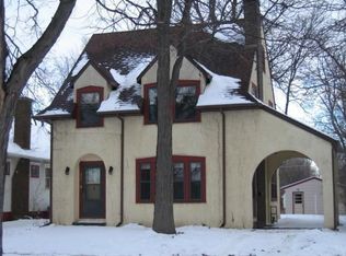 1030 Illinois Ave SW, Huron, SD 57350