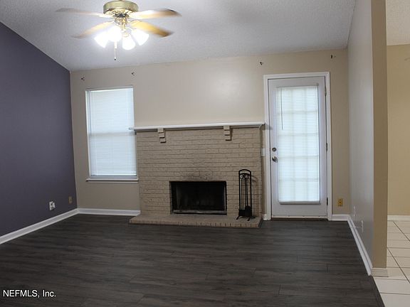 3rd image of 2323 Richard Lee St