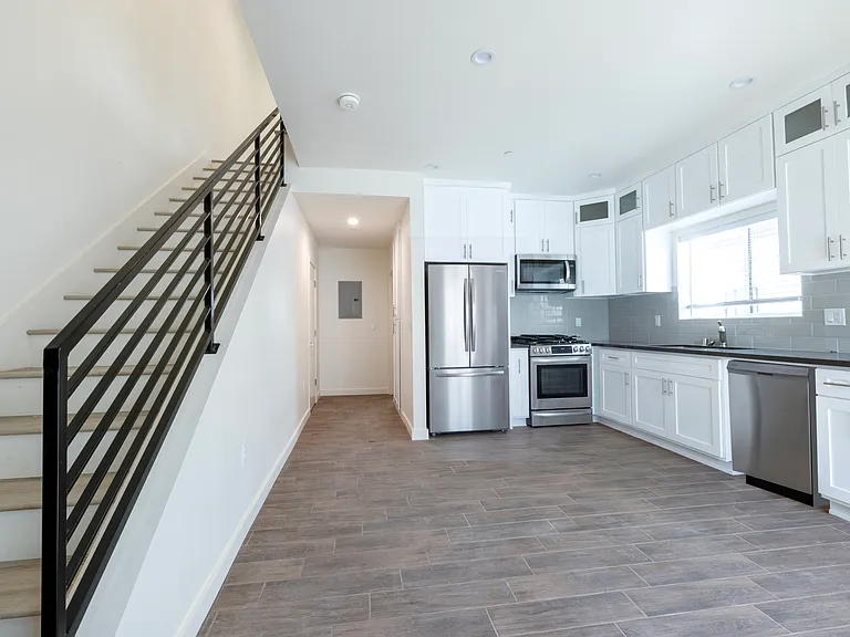 1131 Browning Blvd — Photo 13