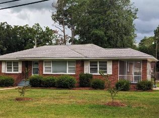 118 1st St, Fitzgerald, GA 31750