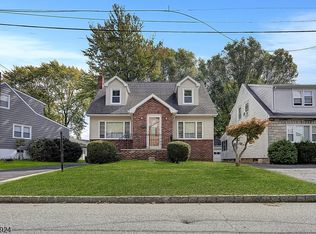 19 Haines Pl, Little Falls, NJ 07424