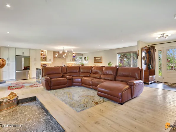 12301 Hilltop Dr, Anchorage, AK 99515