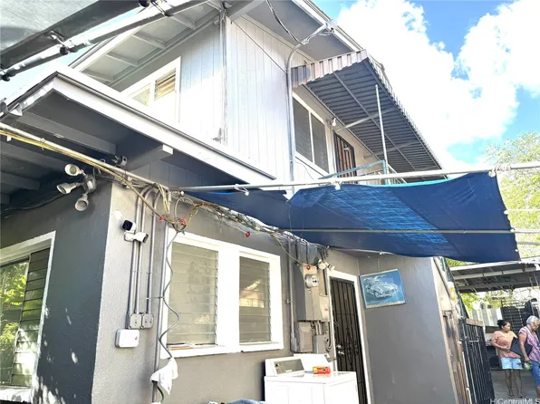 1918 Hanu Ln APT A, Honolulu, HI 96819
