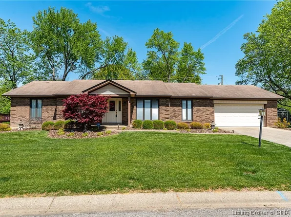 3305 Royal Oaks Way, Jeffersonville, IN 47130