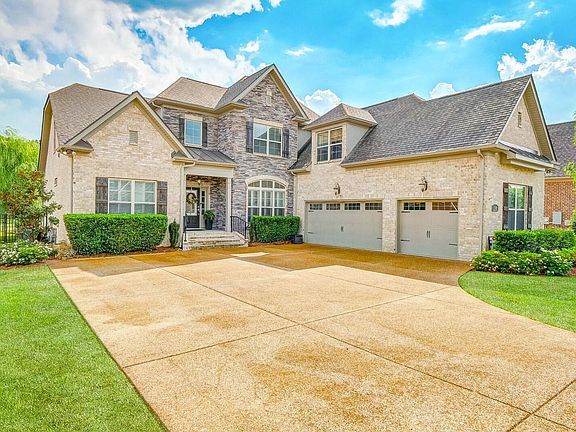 4th image of 2149 Sugar Mill Dr