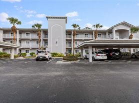 7815 Regal Heron Cir
