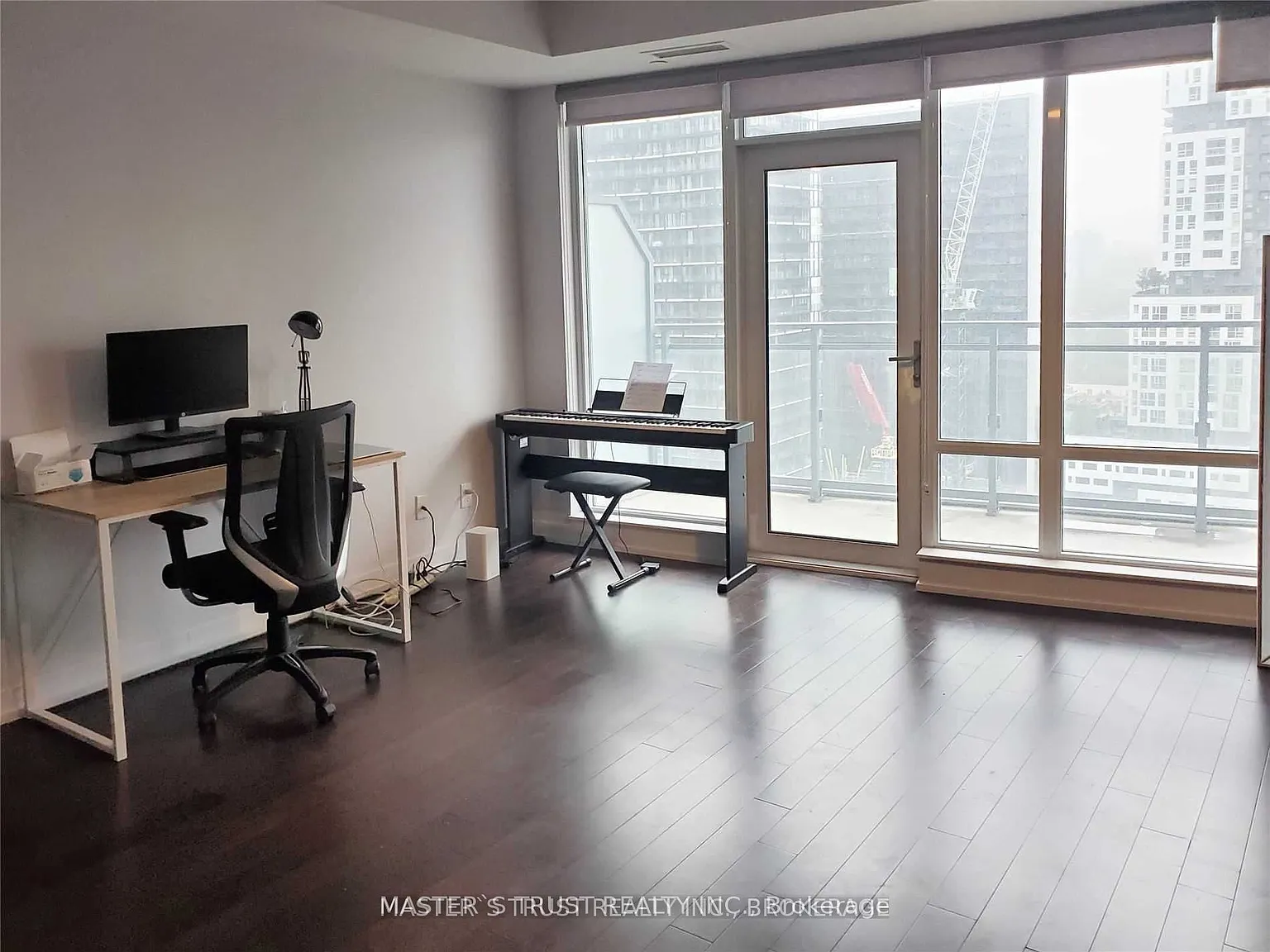 1 bed, $2,400 — Photo 2
