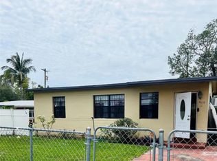4610 SW 38th St, West Park, FL 33023