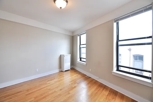 Rented by Stonecrest Realty | media 4