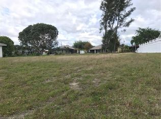 136 SE 21st Ter, Cape Coral, FL 33990