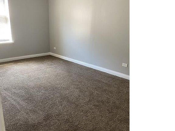 3rd image of 7604 S Essex Ave #204