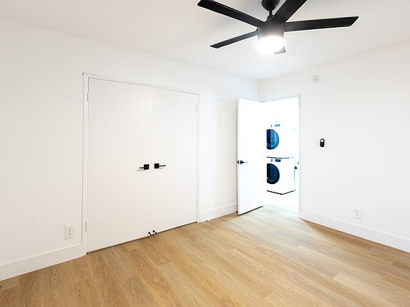 2nd image of 1559 N Hill Ave APT 28