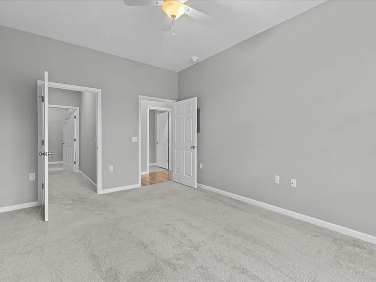 32 Cottonwood Drive — Photo 7
