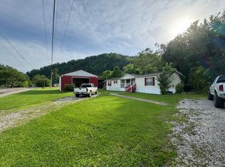 399 Railroad Ct, Hazard, KY 41701