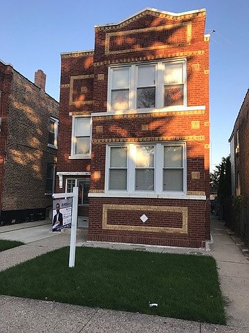 2nd image of 4437 S Sawyer Ave