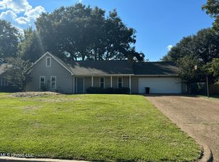208 Casa Urbano Dr, Clinton, MS 39056