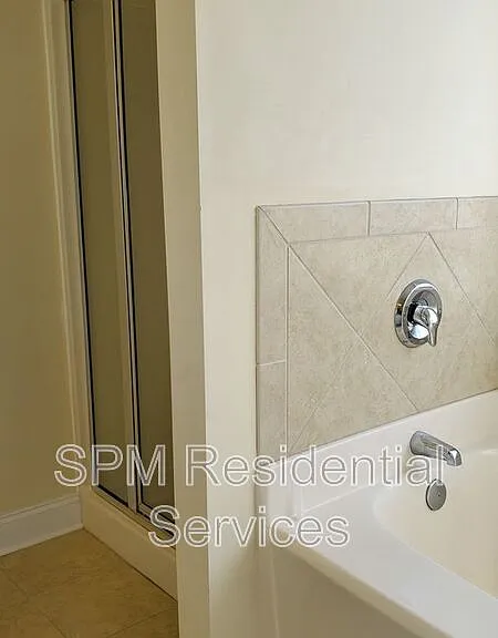 2622 Ravens Glass Ct — Photo 12