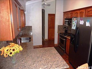 3rd image of 2332 Homewood Dr