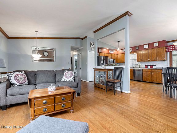 3rd image of 1103 Peaceful Way