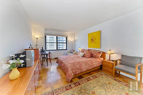 Sold by Halstead Real Estate | media 4