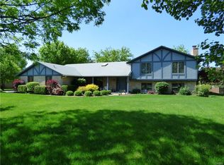 7081 Dominican Dr, Dayton, OH 45415