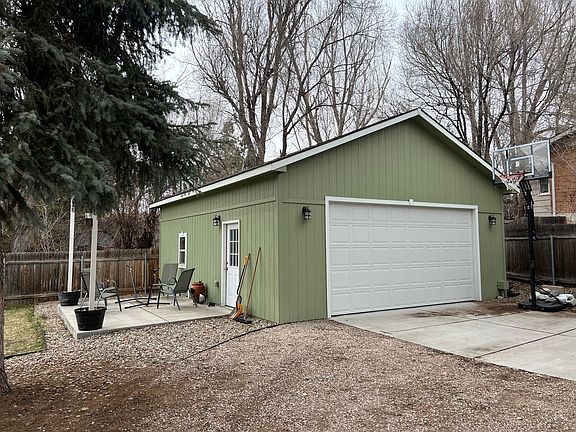 5th image of 2706 Flintridge Dr