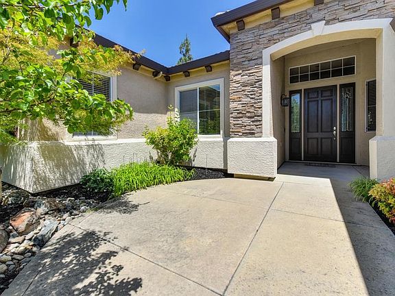 3rd image of 1706 Dashwood Dr