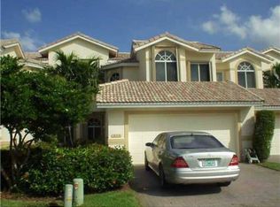 513 W Palm Aire Dr, Pompano Beach, FL 33069