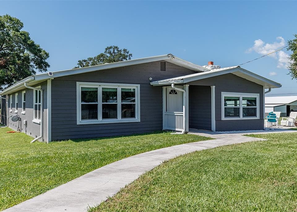 1st image of 1285 NW 102ND BOULEVARD