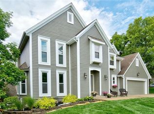 18512 W 114th St, Olathe, KS 66061