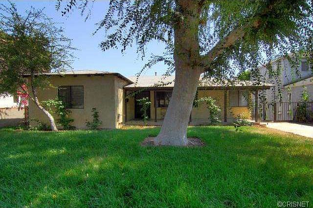 1st image of 310 S Griffith Park Dr