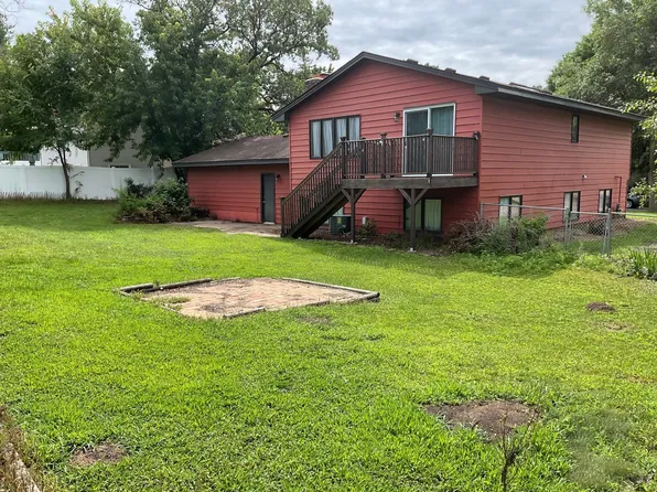 1051 120th Ln NW, Coon Rapids, MN 55448