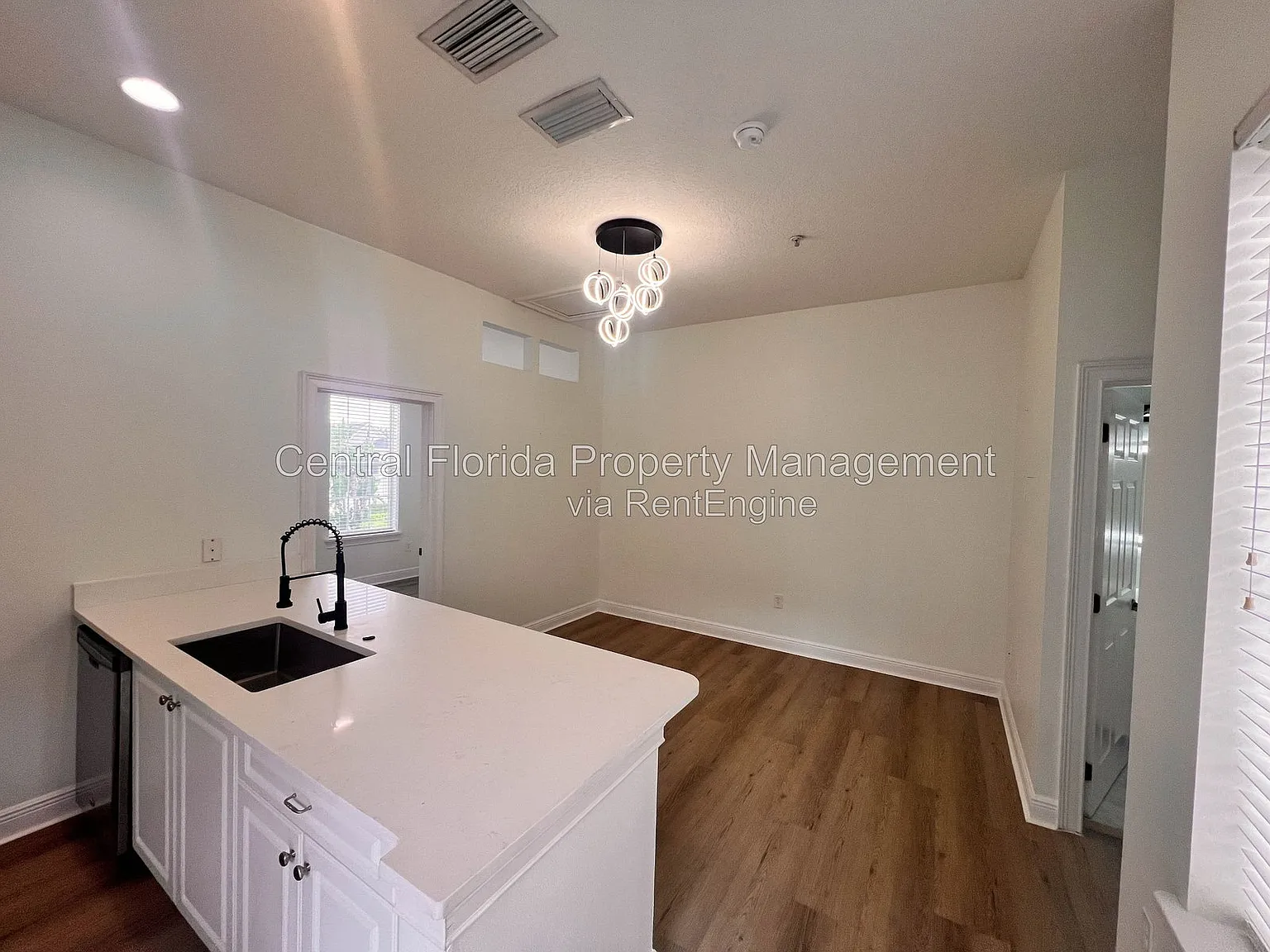 1 bed, 1.0 bath, 538 sqft, $1,600 — Photo 4