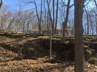 445 White Schoolhouse Rd, Rhinebeck, NY 12572