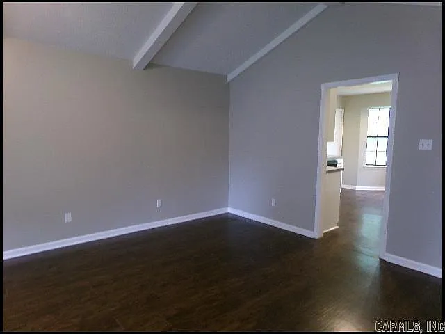 106 Dales Dr — Photo 5