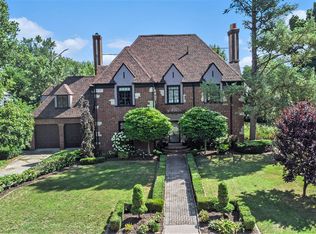 19190 Parkside St, Detroit, MI 48221