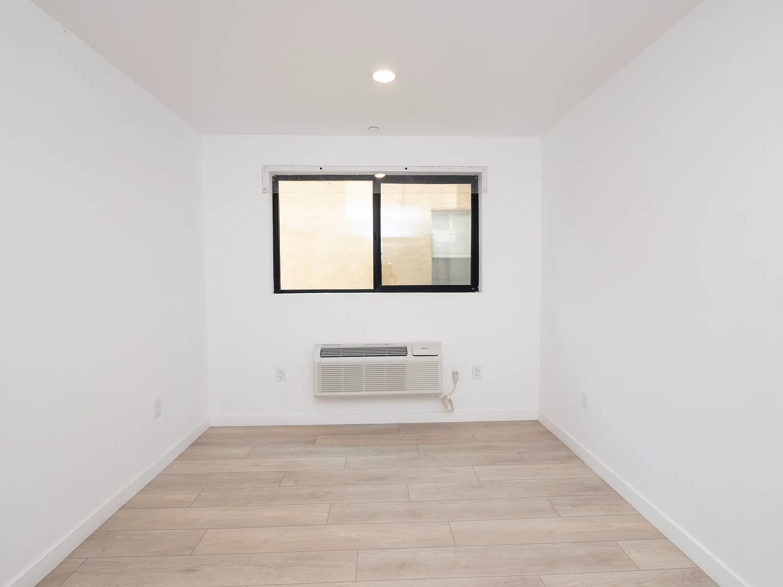 1 bed, 475 sqft, $1,800 — Photo 4