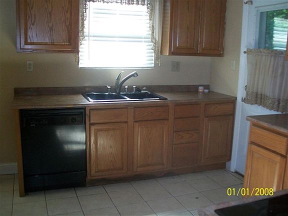 3rd image of 2428 Buena Vista Dr
