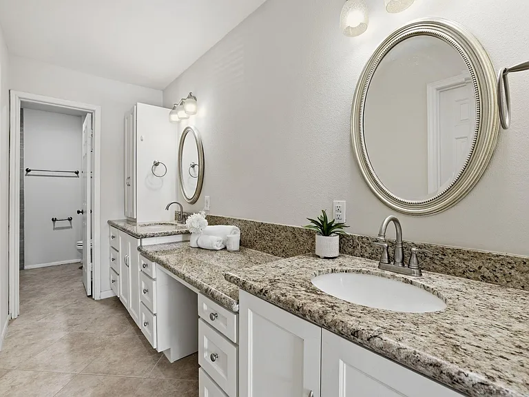 14121 Lost Meadow Ln — Photo 25