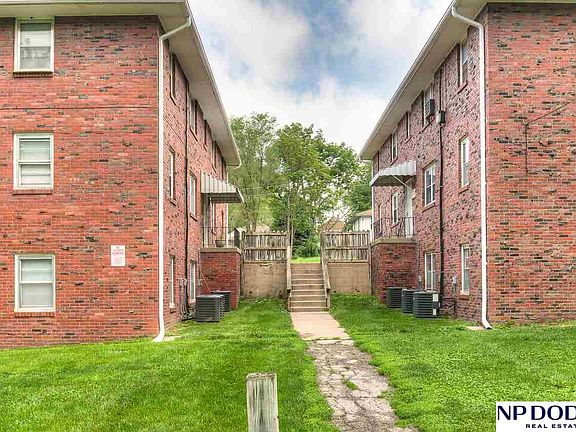 2nd image of 4531 & 4535 Hamilton St