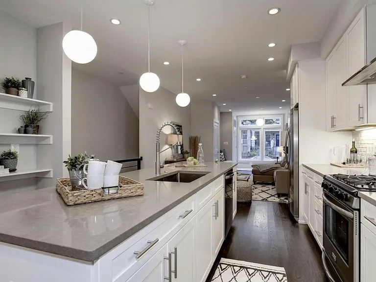 1412 Montello Ave NE #A — Photo 7