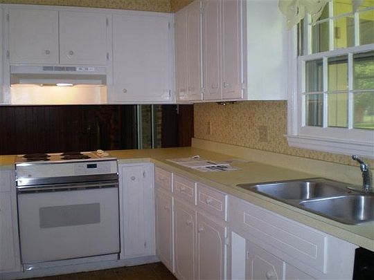 5th image of 215 Briarcreek Dr