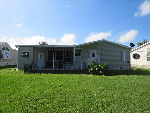 3rd image of 8454 Kinglet Dr