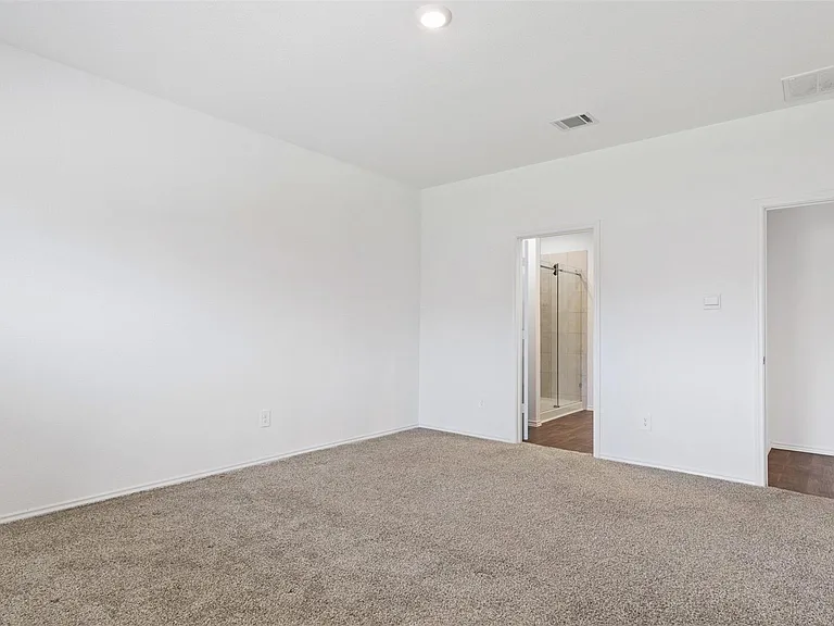 14040 Thunder Pines Dr — Photo 16